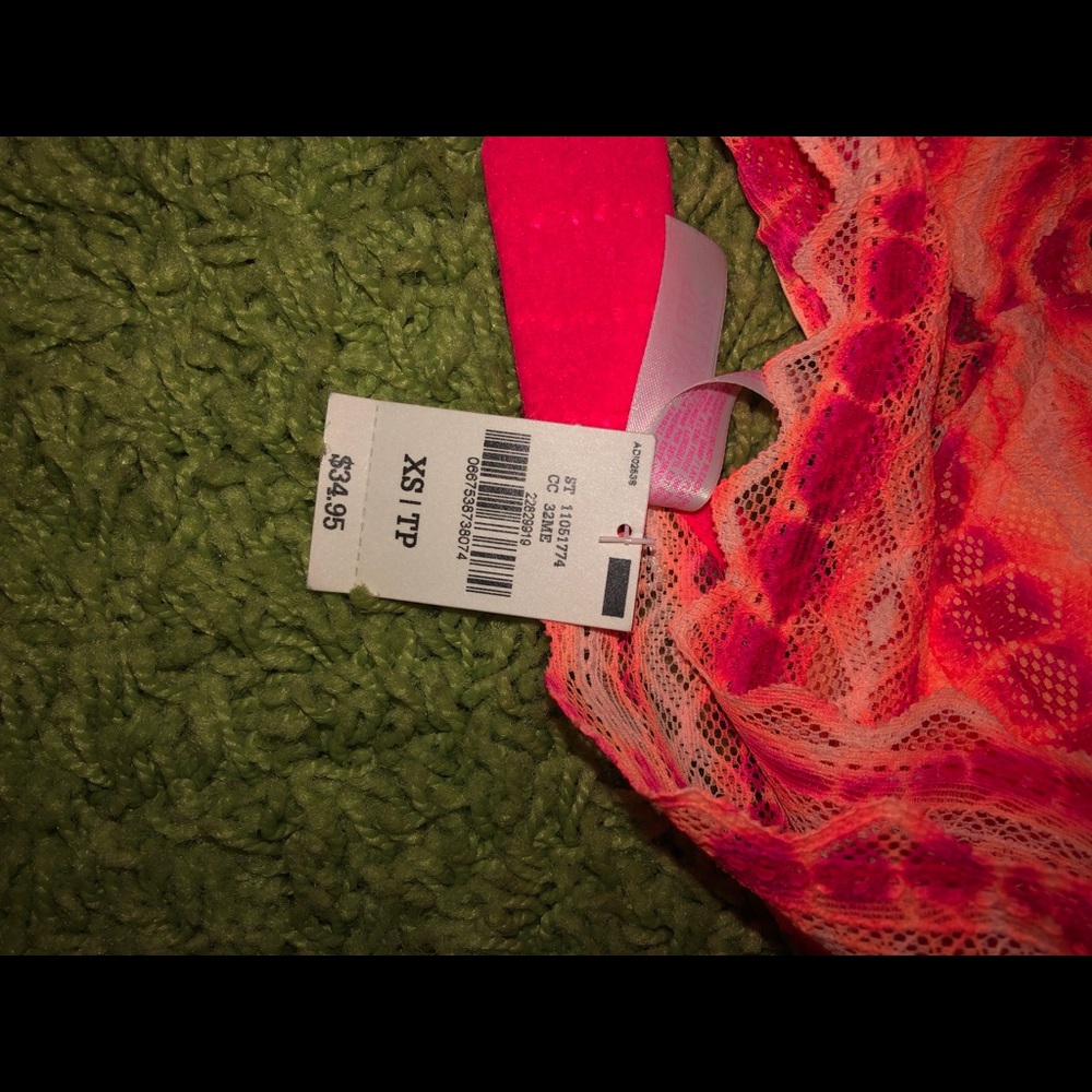PINK bra - Picture 2 of 3